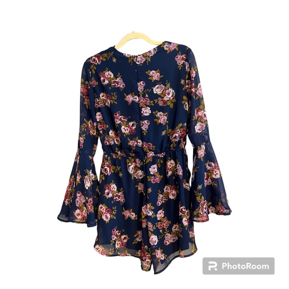 Francesca's Miami Floral Ruffle Romper in Navy - Picture 4 of 6